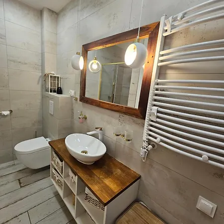 Apartament Powstańców A23 *